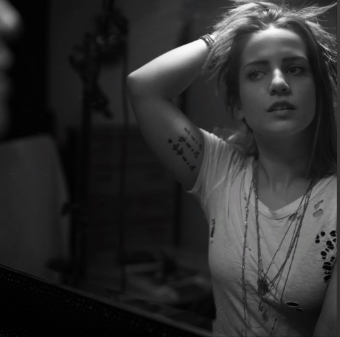 5 Modern Singer-Songwriters To Help You Face The Day – Ear To The ...